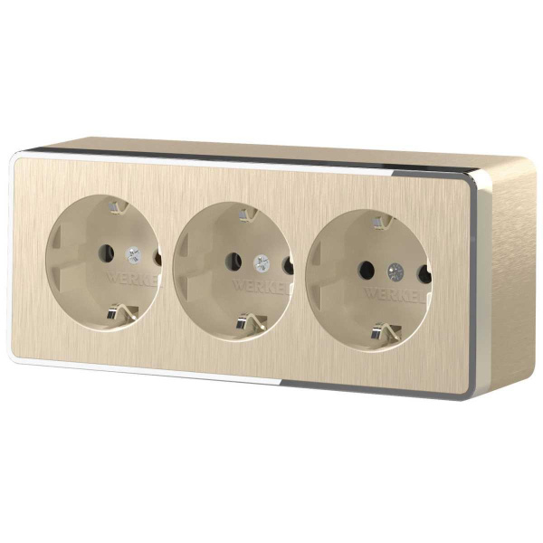 Розетка тройная с/з со шторками Werkel Gallant шампань рифленый W5073110 4690389163883