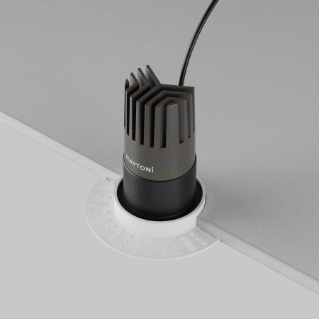 Встраиваемый светильник Maytoni Technical Downlight Dip DL120-10W-3K-TRS-B
