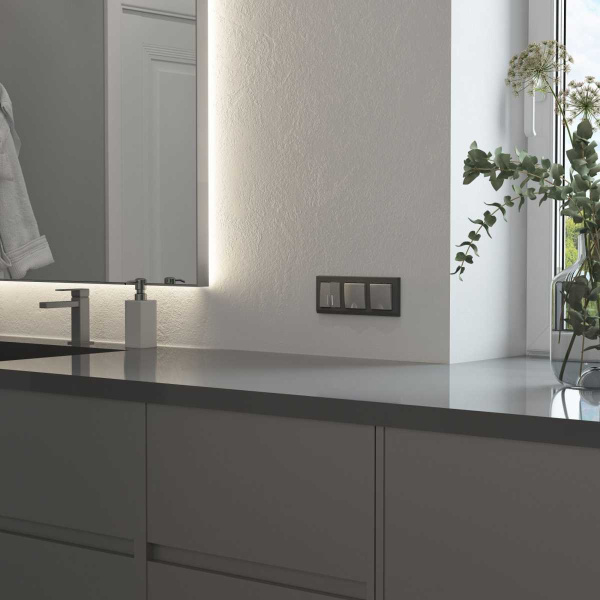 Рамка Werkel Stark на 3 поста графит W0031864 4690389194511